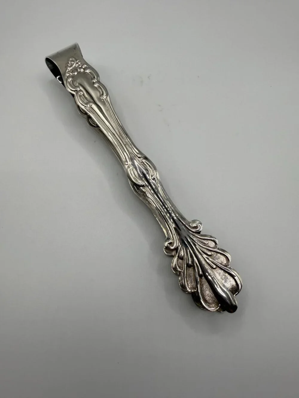 VTG Silverplate 'Sheridan' Taunton Ice/Sugar Tongs